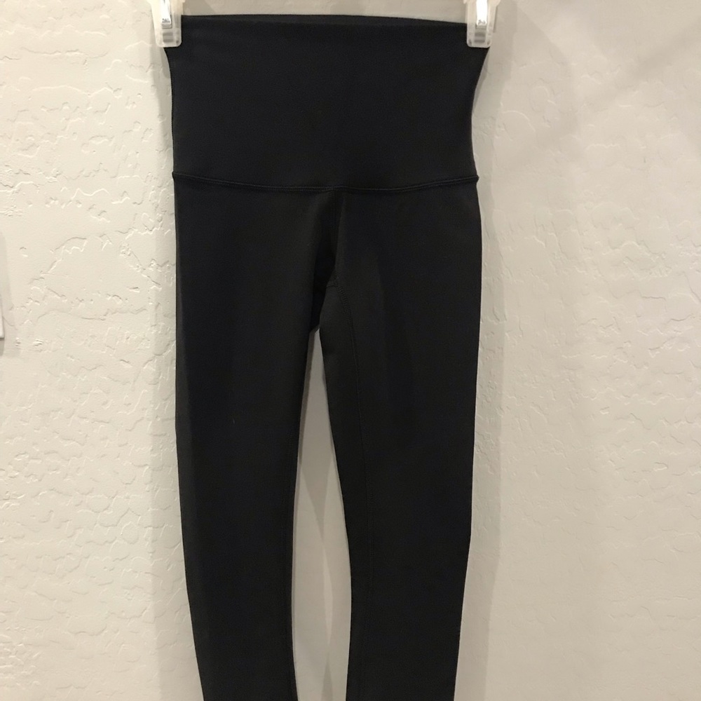 Lululemon Hi-Rise Crop leggings
